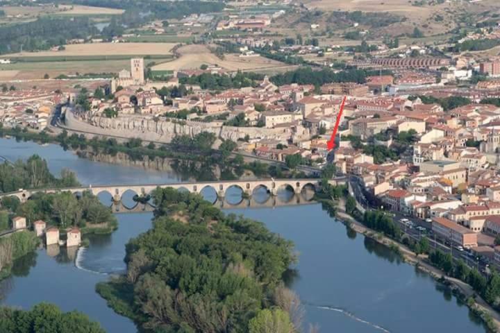 A Los Ojos Del Rio Duero Διαμέρισμα Θαμόρα Εξωτερικό φωτογραφία